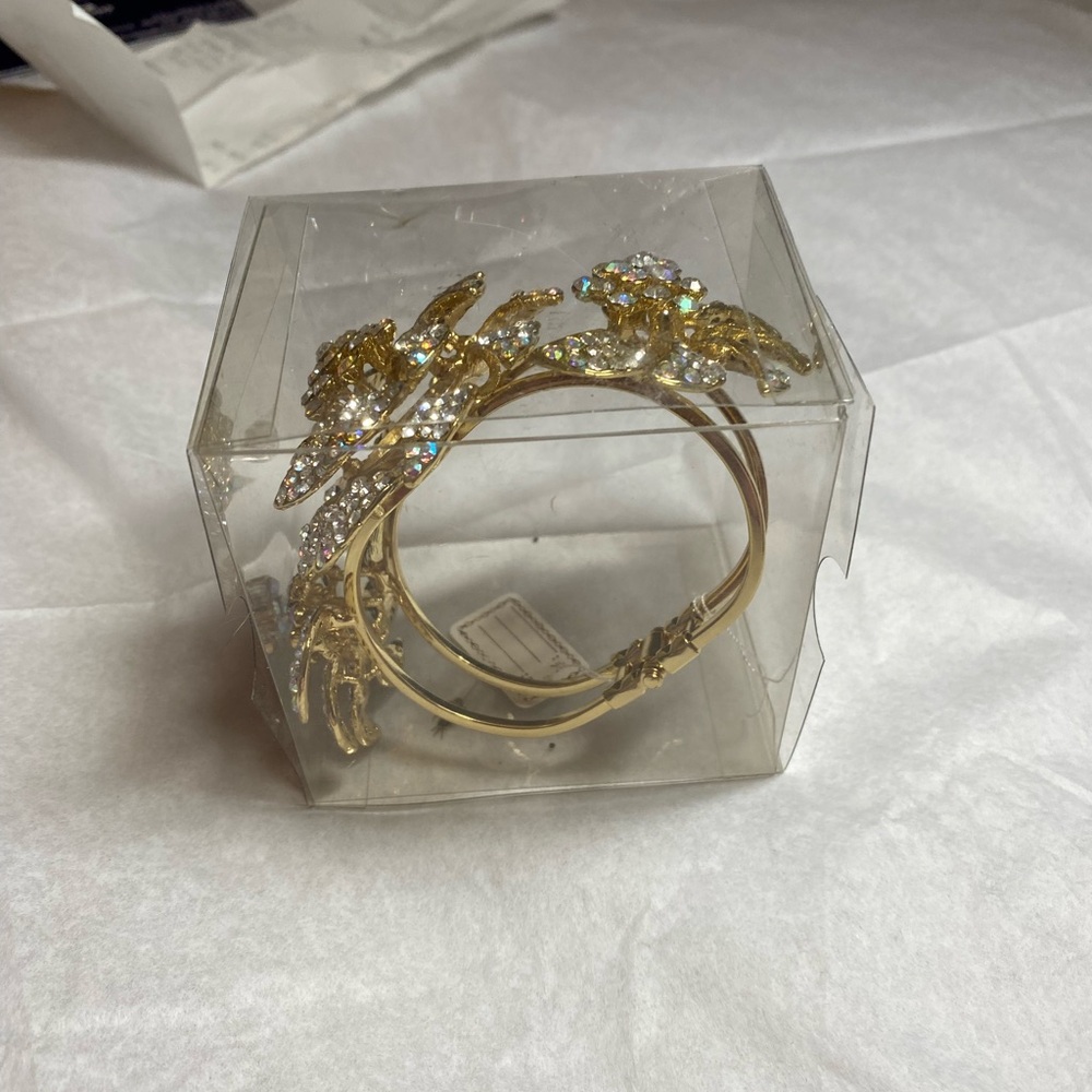 Gold and Crystal Floral Bracelet